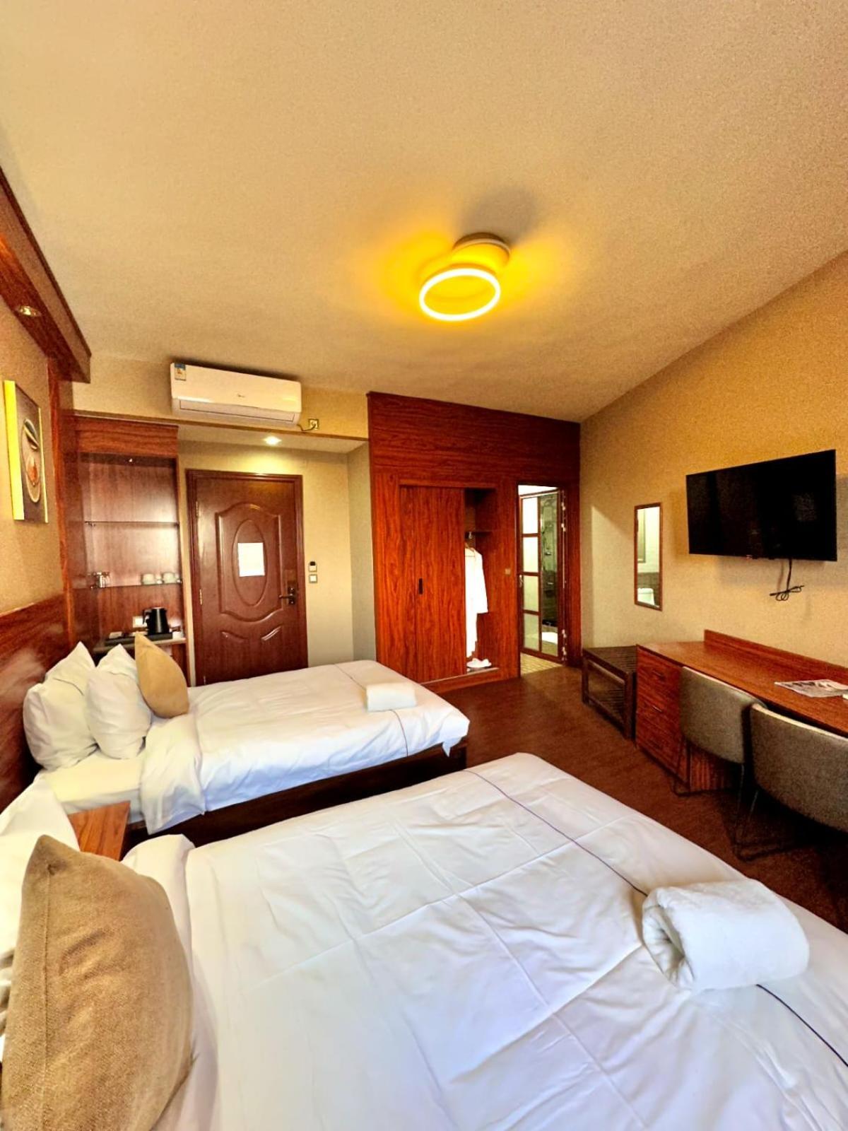 Atmosphere Hotel & Spa Антананариву Екстериор снимка